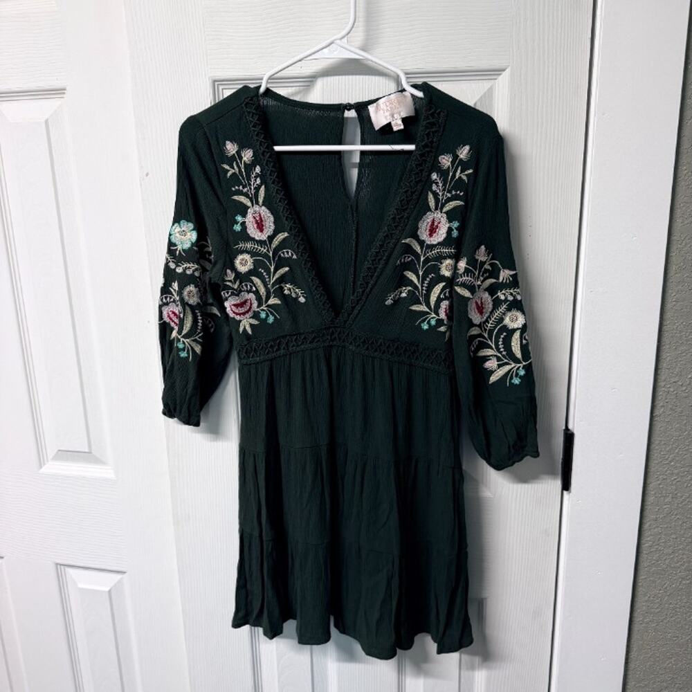 Audrey Parks for Francesca's Floral Embroidered Tiered Mini Dress Small Like New - Picture 3 of 5